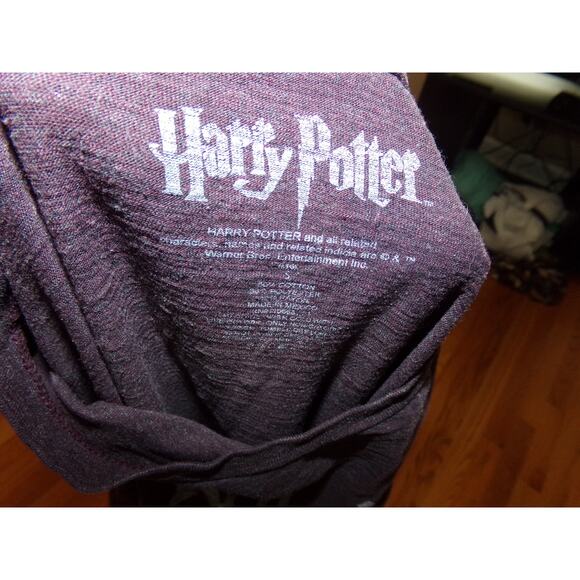 Official Harry Potter Hogwarts t shirt size S Unisex Festival Indie Boho - Picture 3 of 3
